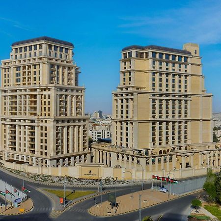 The Ritz-Carlton, Amman Hotel Buitenkant foto Residential complex in Amman