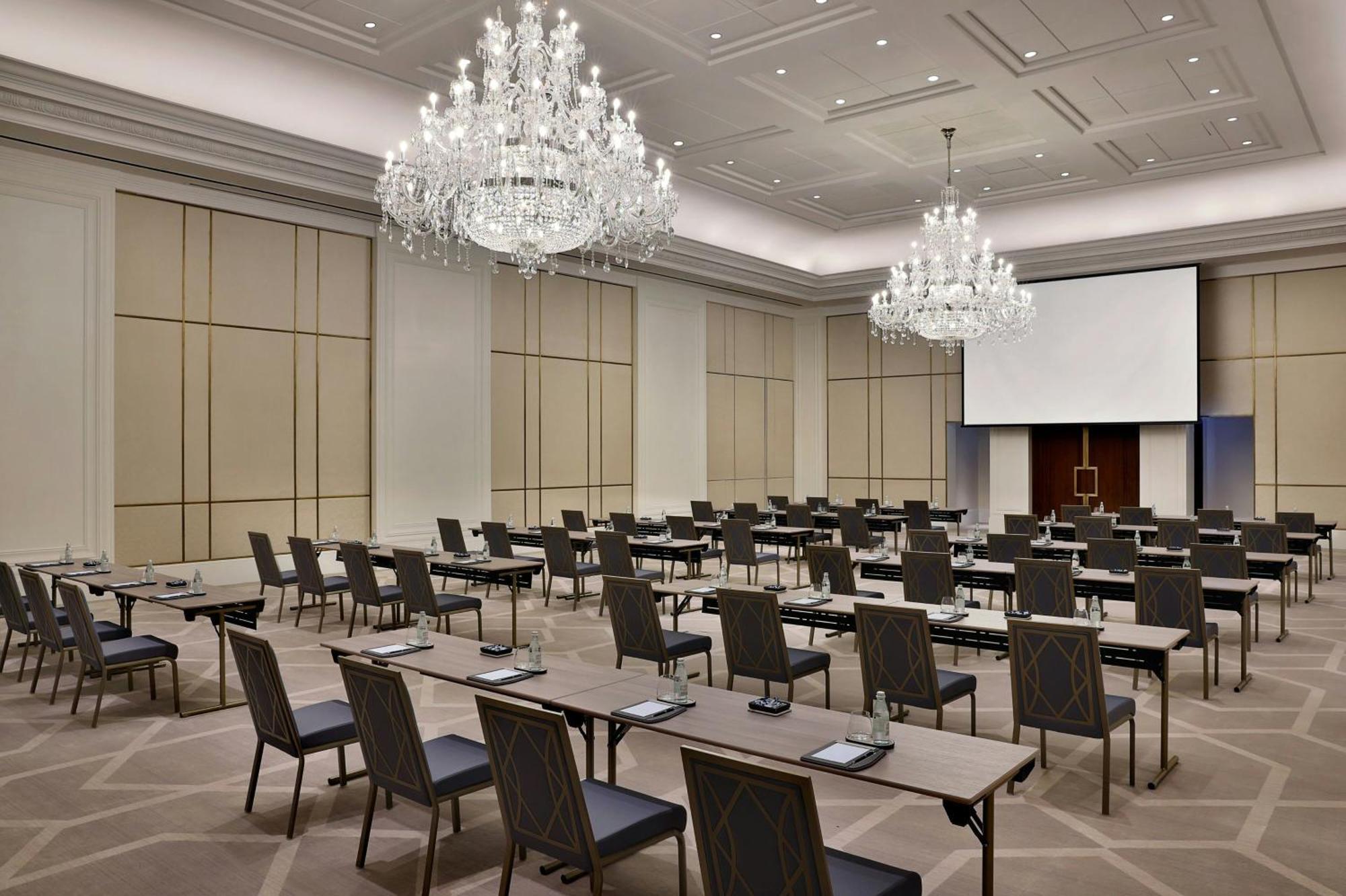 The Ritz-Carlton, Amman Hotel Buitenkant foto The ballroom