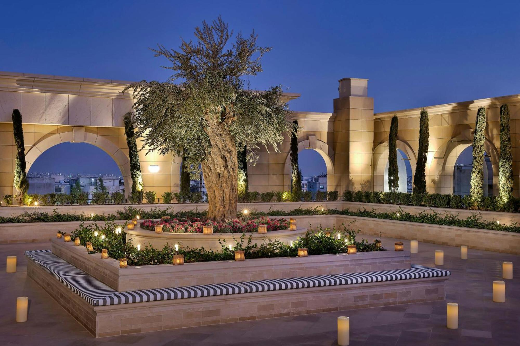 The Ritz-Carlton, Amman Hotel Buitenkant foto The Westin La Paloma