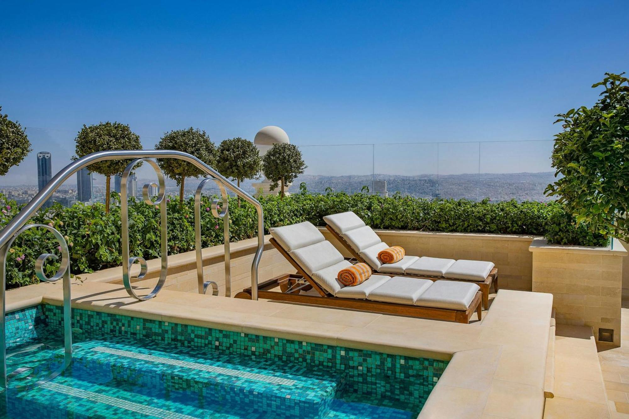 The Ritz-Carlton, Amman Hotel Buitenkant foto The West Hollywood Hotel