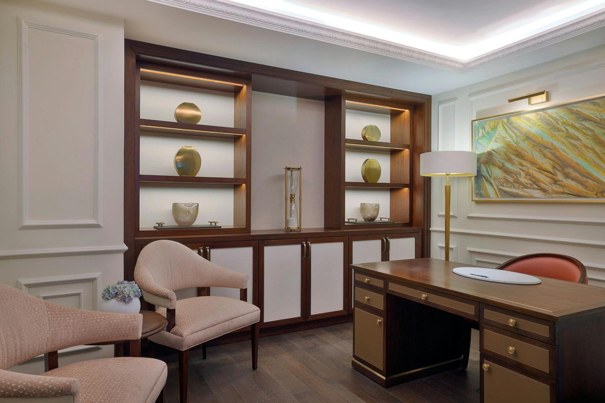 The Ritz-Carlton, Amman Hotel Buitenkant foto Office of the Prime Minister