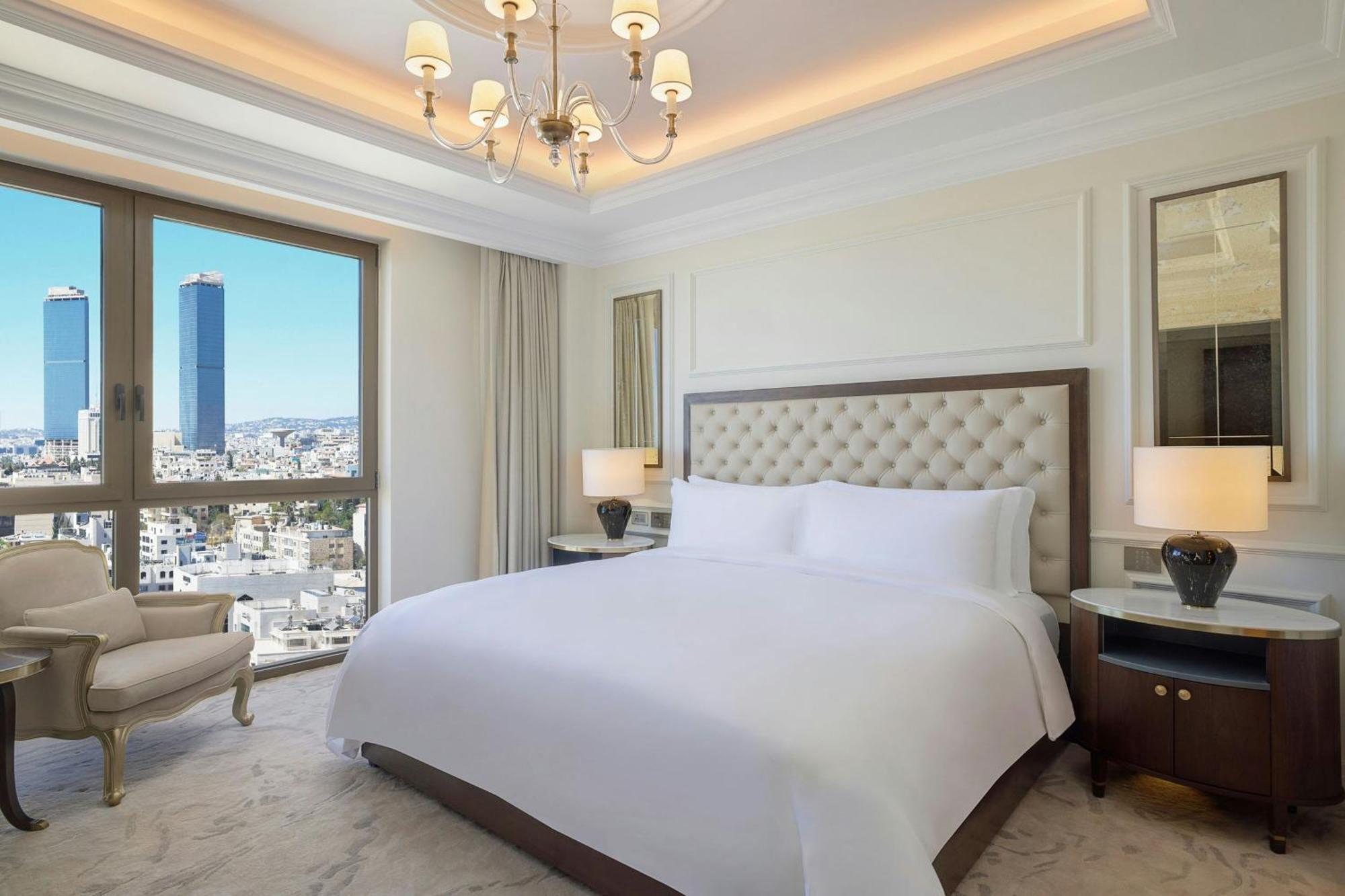 The Ritz-Carlton, Amman Hotel Buitenkant foto