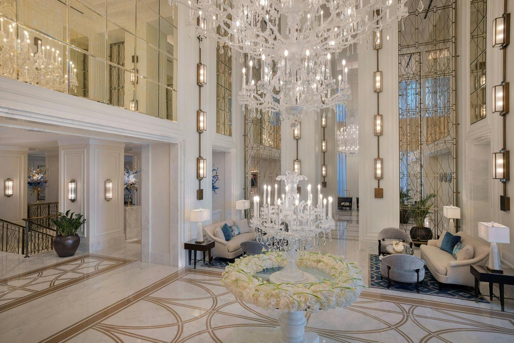 The Ritz-Carlton, Amman Hotel Buitenkant foto The lobby of the Ritz-Carlton, DIFC